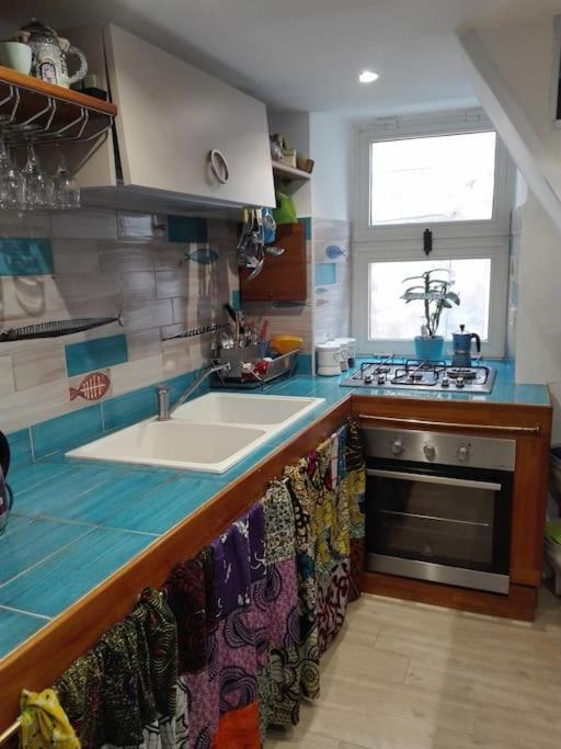 Joyfull Home In The Historical Center Naples Luaran gambar